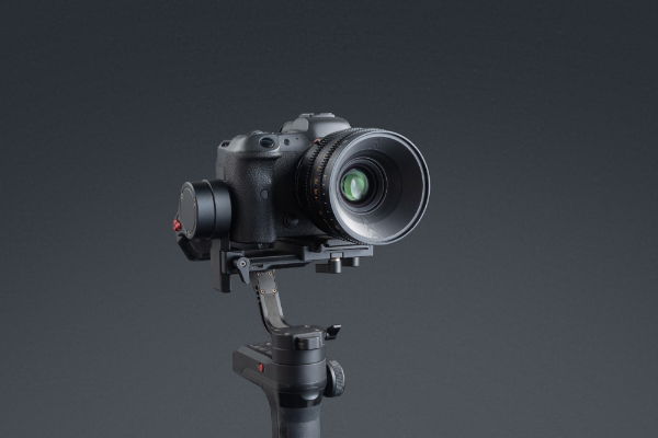 TTArtisan 35mm T2.1 Dual Bokeh - Cine Lens for CanonRF Mount