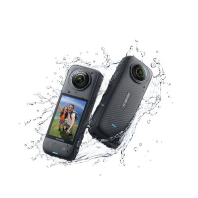 Insta360 X4 with 64GB Card Bundle