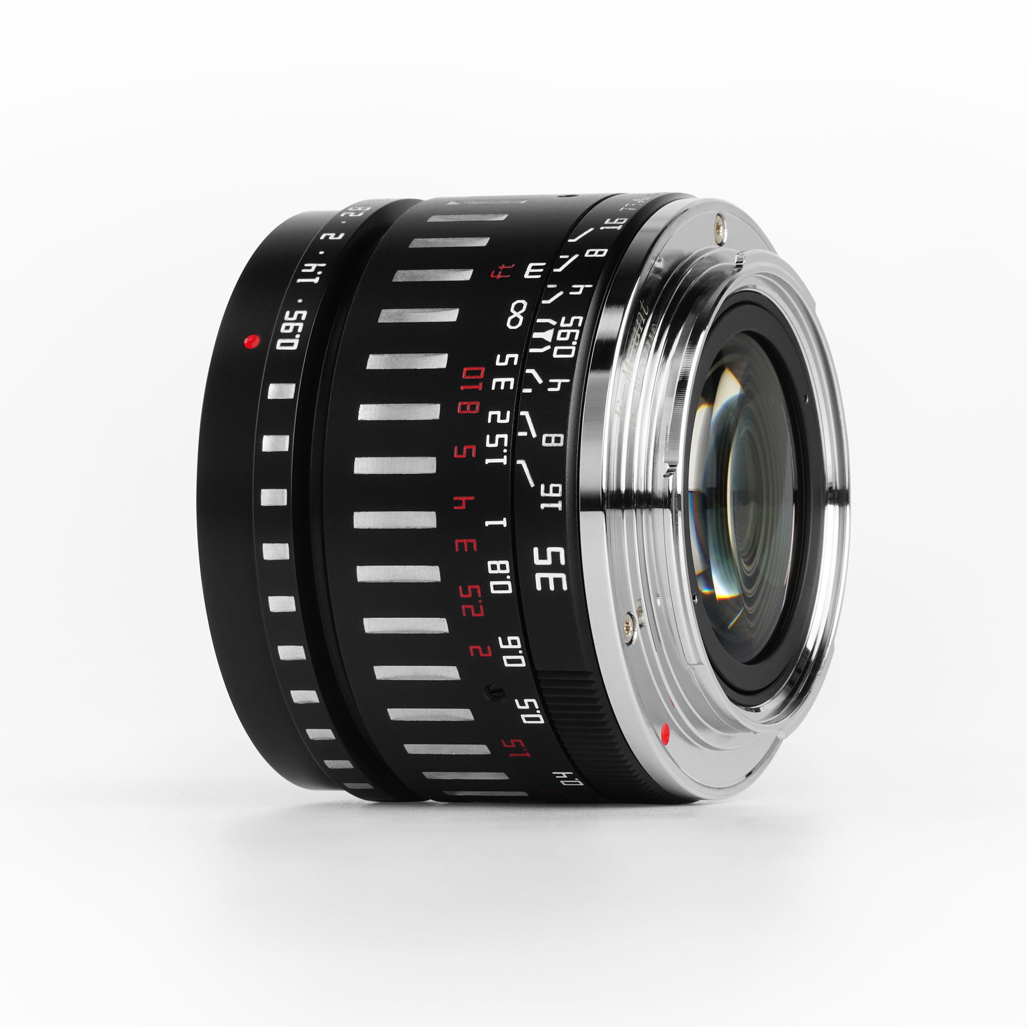 TTArtisan APS-C 35mm F0.95 X Mount Black & Silver