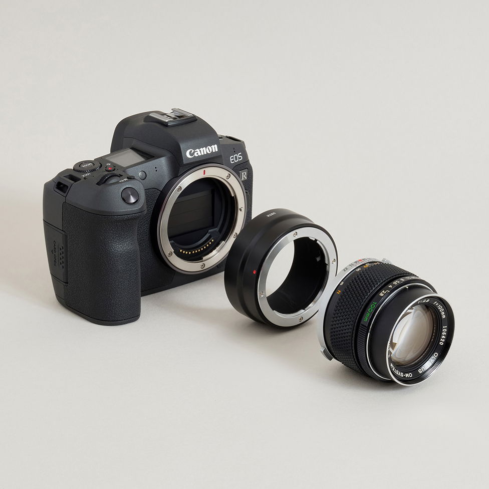 Urth Lens Adapter Olympus OM Lens to Canon RF Mount