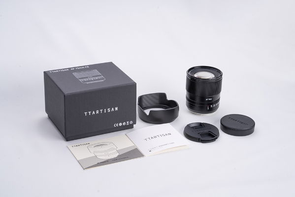 TTArtisan AF75mm F2 L Mount Black