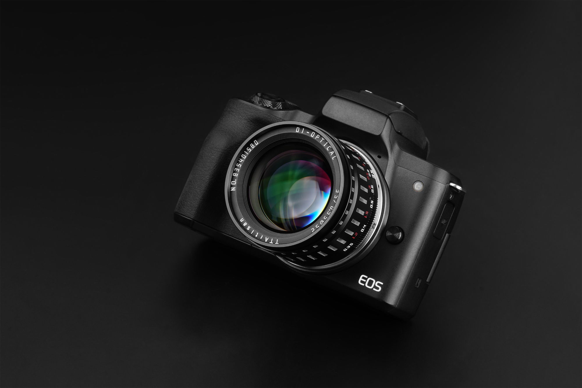 TTArtisan APS-C 35mm F0.95 EOS-R Mount Black & Silver