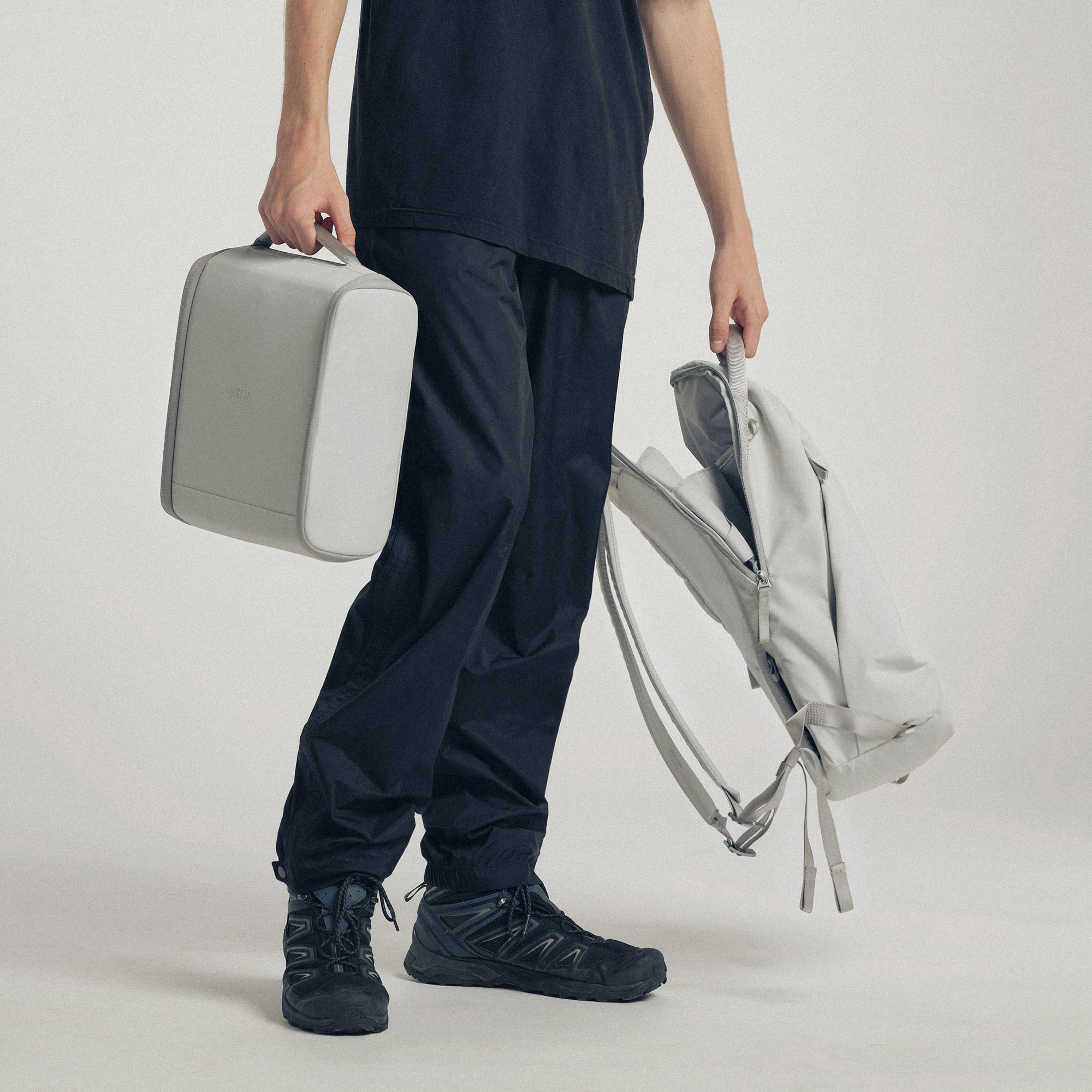 Urth Norite 24L Backpack + Camera Insert (Ash Grey)