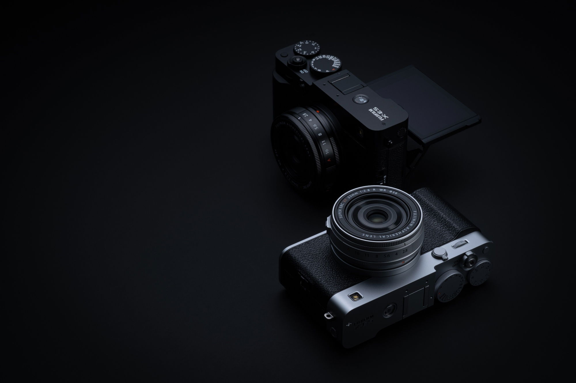 Fujifilm X-E5 - Body Only Silver