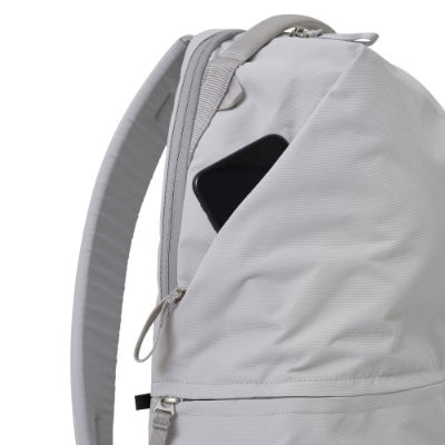 Urth Arkose 20L Backpack + Camera Insert (Ash Grey)