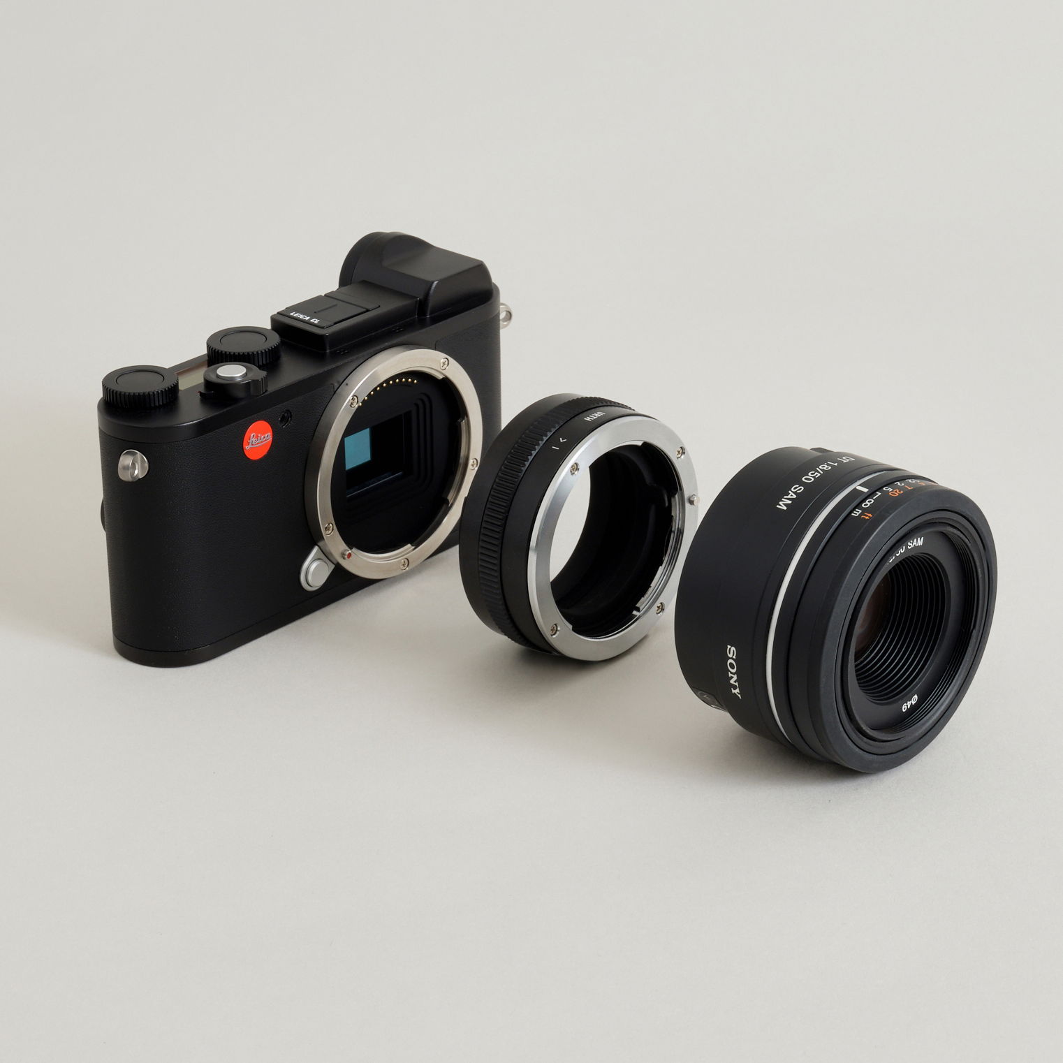Urth Lens Adapter Sony A (Minolta AF) Lens to Leica L Mount