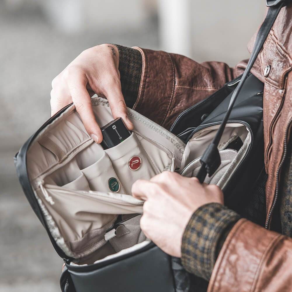 PGYTECH OneGo Backpack 18L Obsidian Black