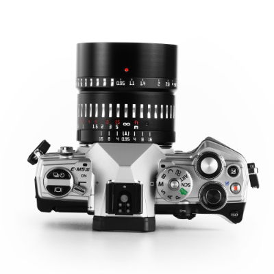TTArtisan APS-C 50mm F/0.95 M43 Black & Silver