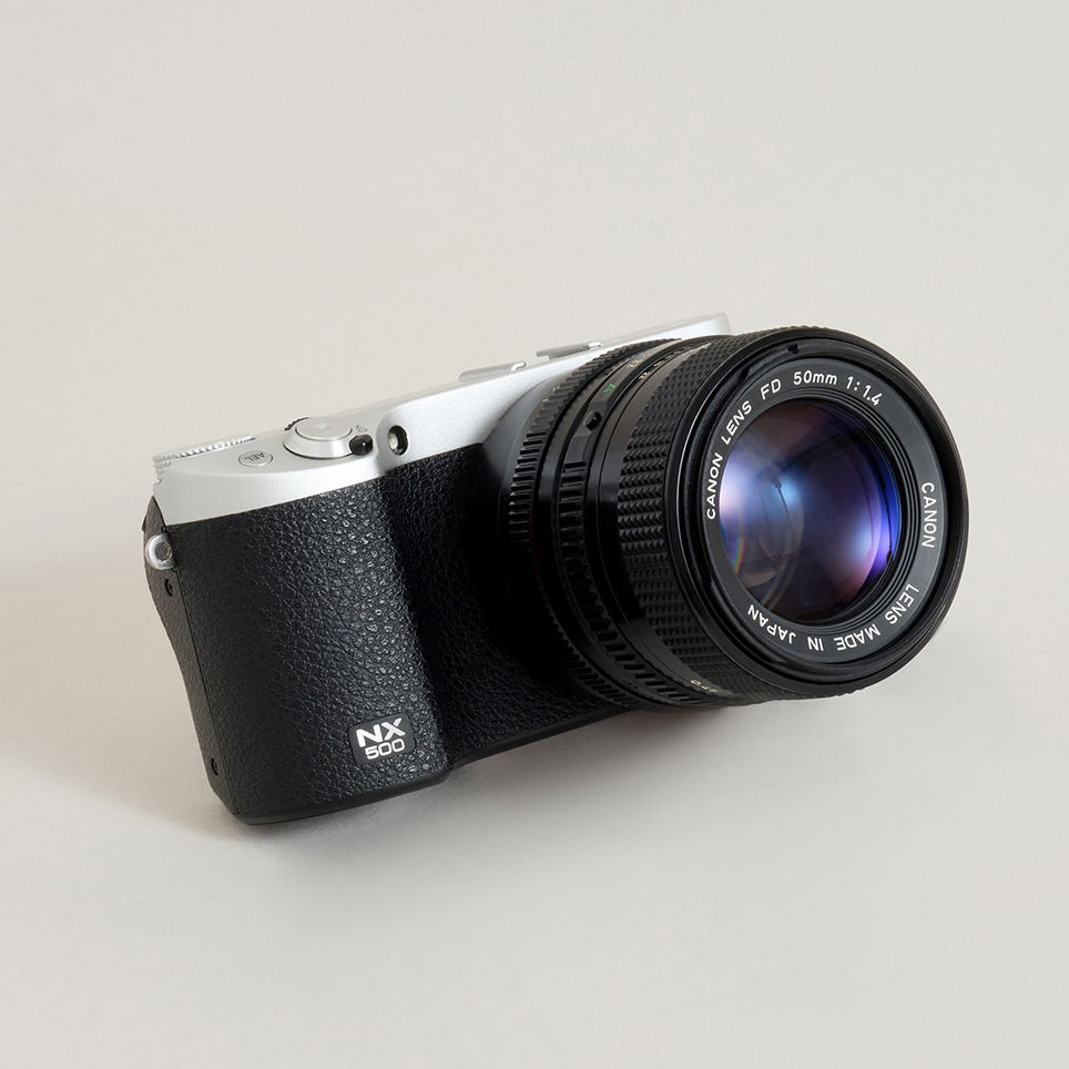 Urth Lens Adapter Canon FD Lens to Samsung NX Mount