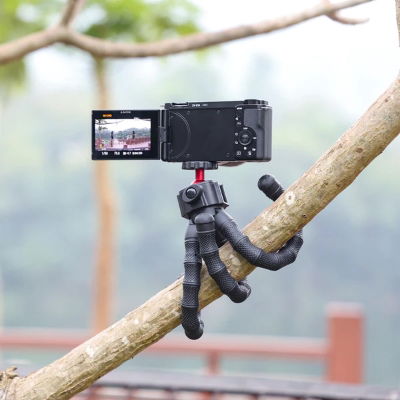 Ulanzi MT-52 Flexible Tripod with Two Detachable Magic Arms