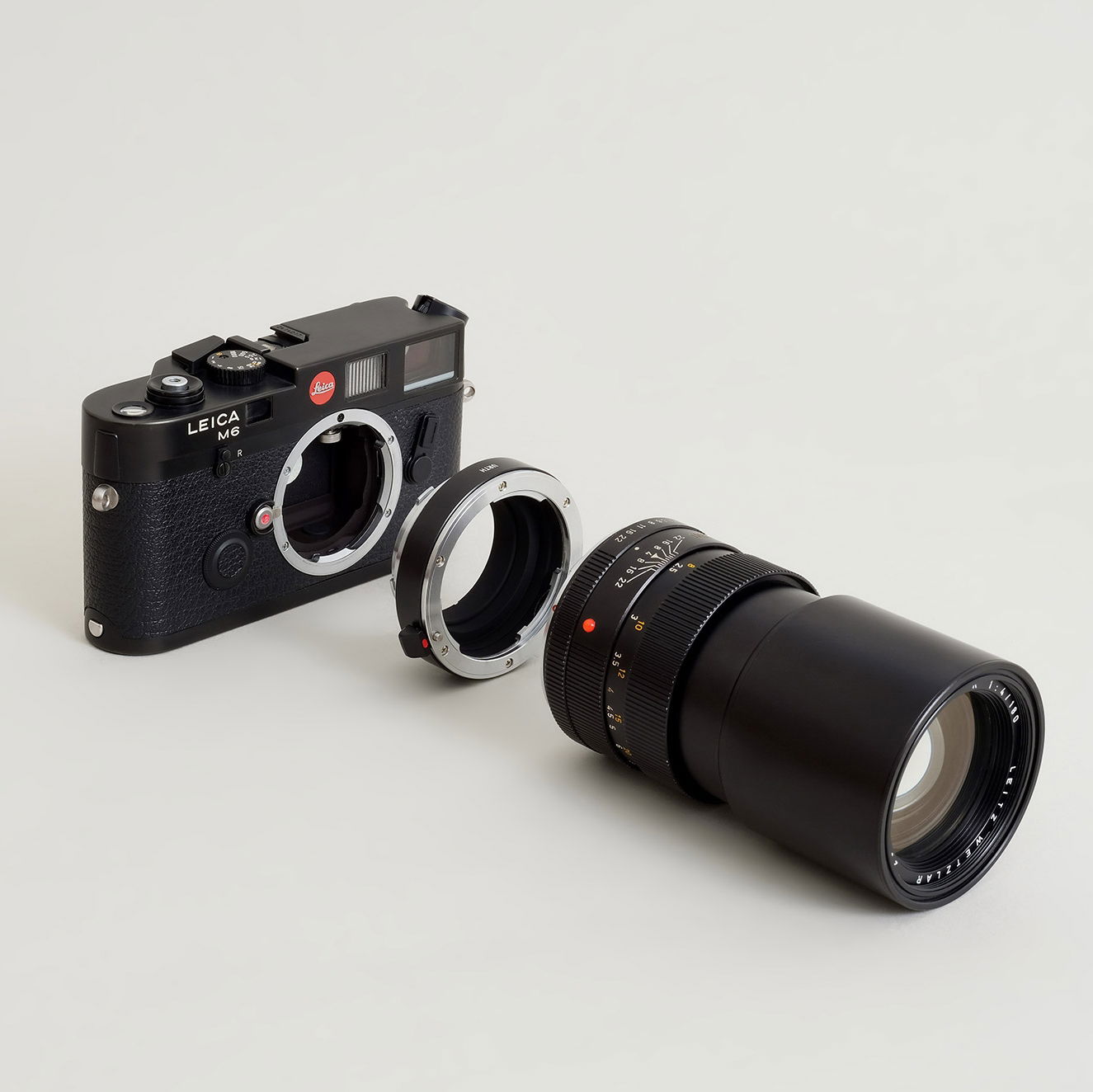 Urth Lens Adapter Leica R Lens to Leica M Mount