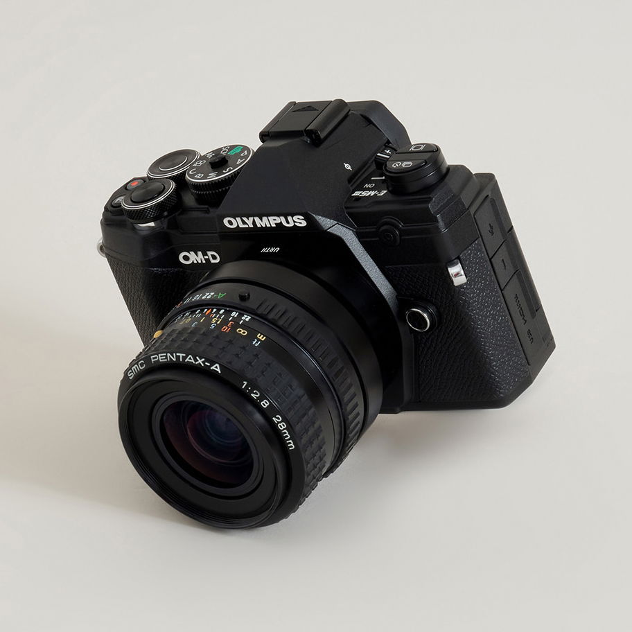 Urth Lens Adapter Pentax K Lens to M43 Mount