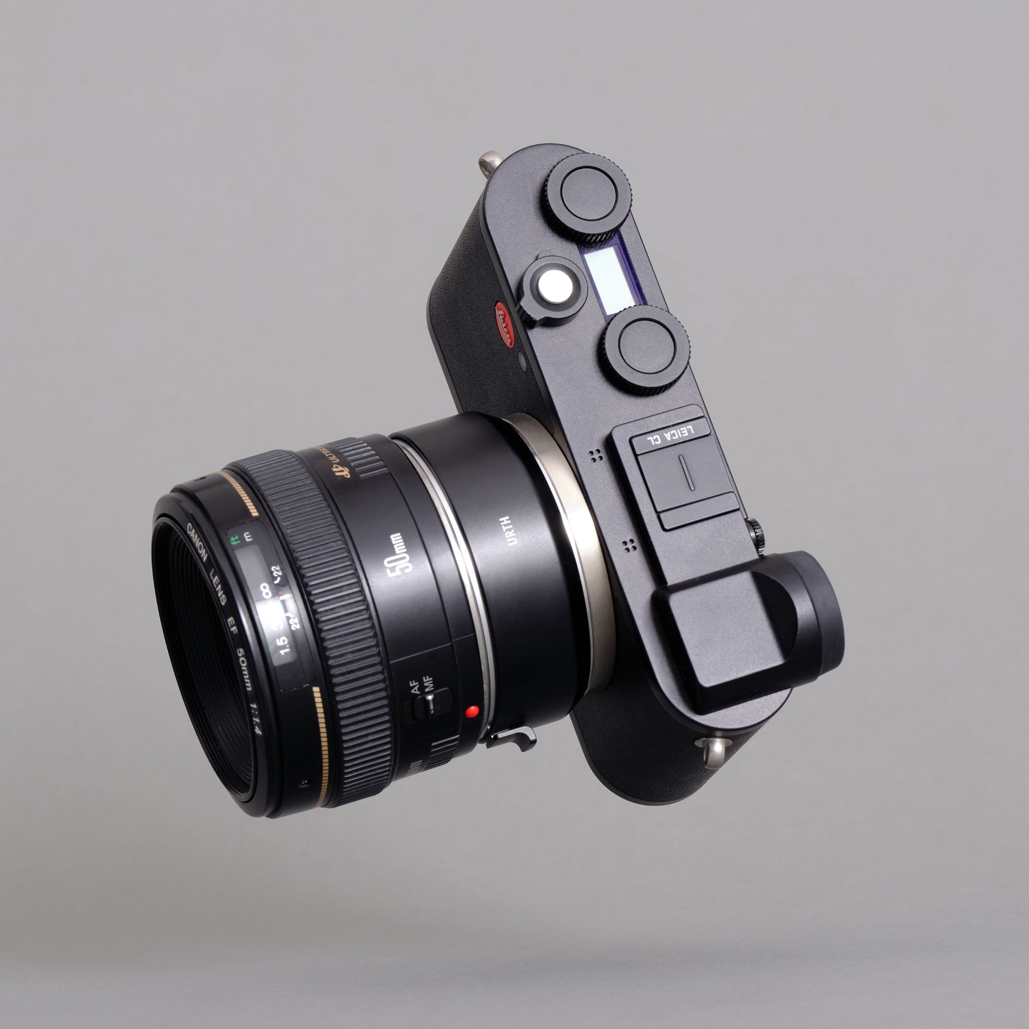 Urth Electronic Lens Mount Adapter Canon (EF / EF-S) to Leica L