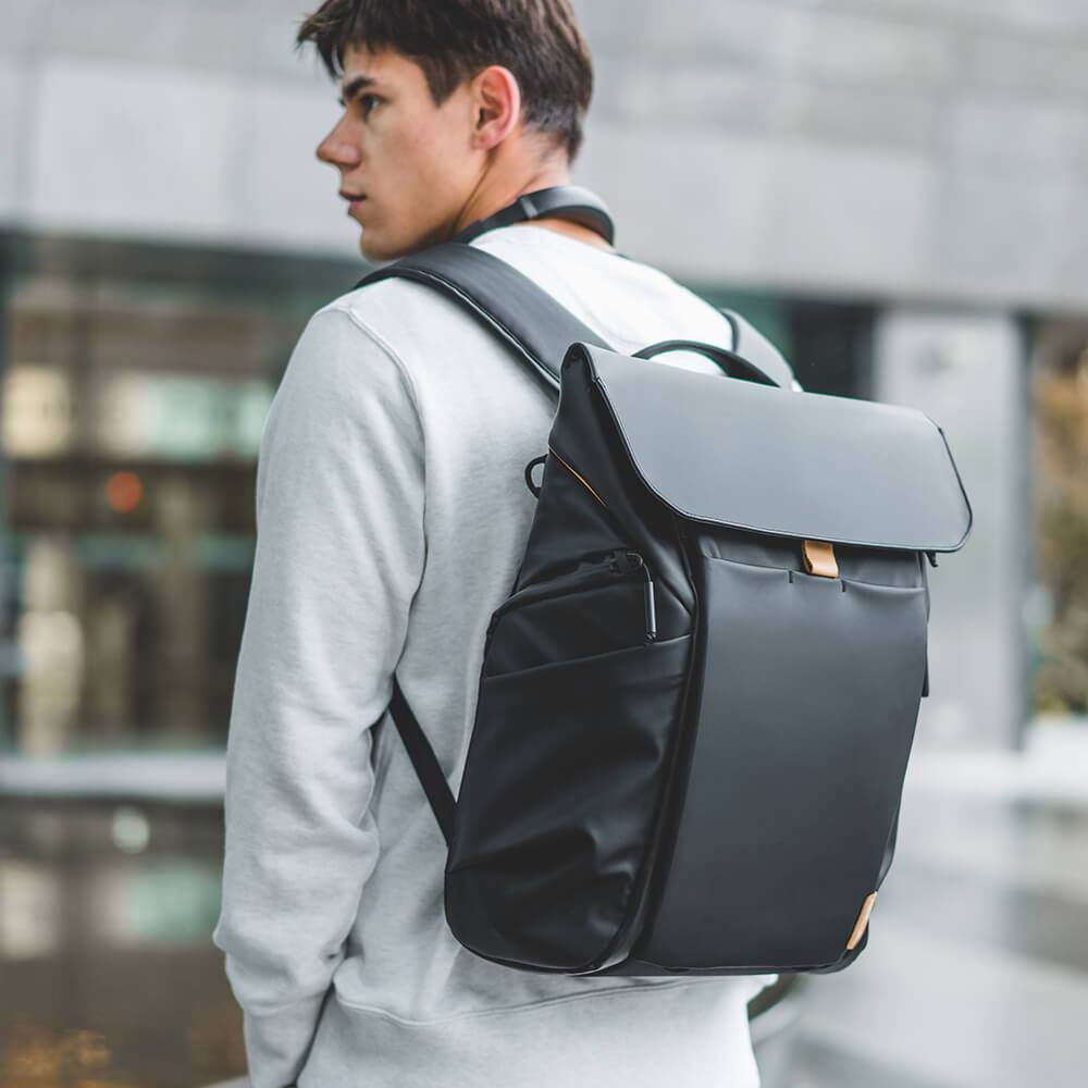 PGYTECH OneGo Backpack 18L Shell Grey