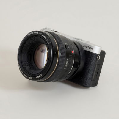 Urth Lens Adapter Canon (EF / EF-S) Lens to Samsung NX Mount