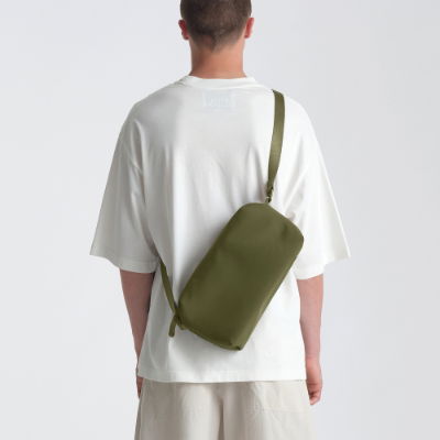 Urth Crossbody Bag (Green)
