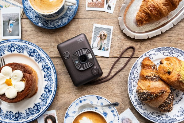 Instax Mini LiPlay Deep Bronze