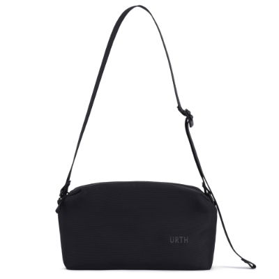 Urth Crossbody Bag (Black)